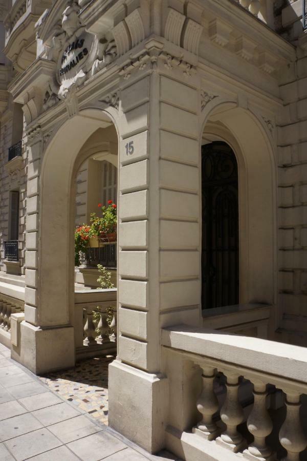 Adorable Apartment In Nice Downtown Kültér fotó